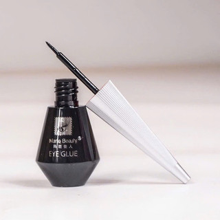 Keo mi chuyên dùng trong makeup,keo dính chắc ,bền không gây kích ứng da