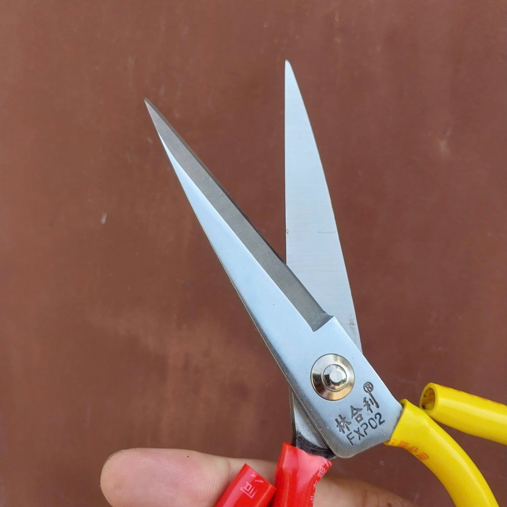 Kéo đa chức năng chuyên cắt gà cắt vải cắt tôn kèm bằng thép trắng không gỉ-Phiên bản 2025
