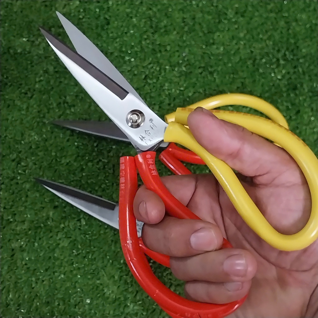 Kéo đa chức năng chuyên cắt gà cắt vải cắt tôn kèm bằng thép trắng không gỉ-Phiên bản 2025