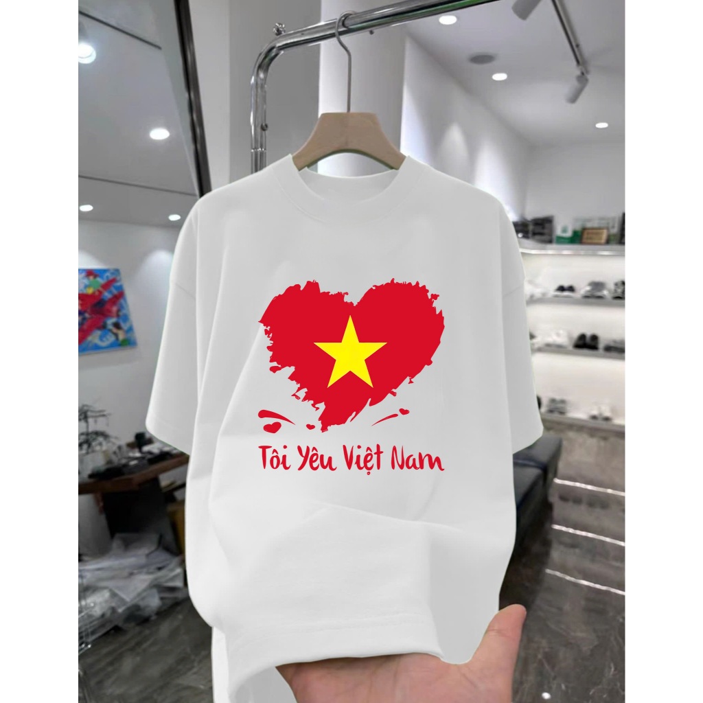 Áo thun in chữ Tôi Yêu Việt Nam và Cờ đỏ sao vàng trái tim Chất Liệu Cotton Cao Cấp