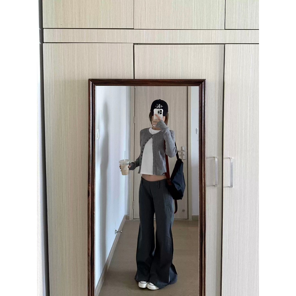 (sẵn)Áo khoác cardigan cổ tròn màu ghi trơn chất len gân dày dặn khuy cài CDG006 - Tiktik