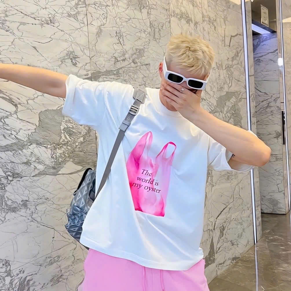Áo thun Stee Cổ tròn THE WORLD IS MY OYSTER Localbrand ICVCVNI Unisex
