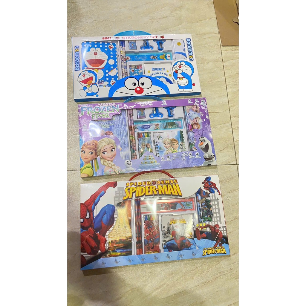 Bộ Dụng Cụ Học Tập Hộp Giấy Có Quai Xách Gồm 2 Bút Chì + Tẩy + Thước Kẻ + Gọt Bút Chì + Sổ Ghi Chép Cute Dễ Thương Chưa