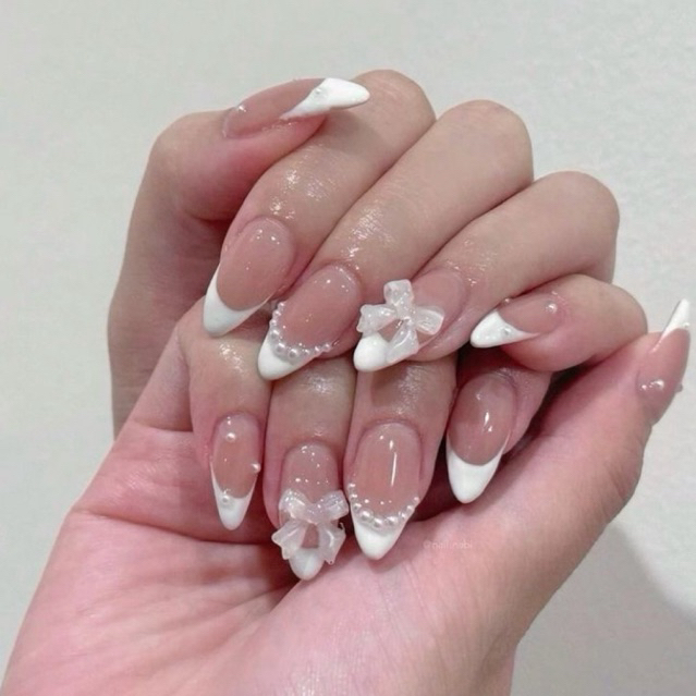 ( HỎA TỐC) NAIL BOX CÔ DÂU KỶ YẾU TÔN DA THẠCH NUDE VẼ ĐẦU MÓNG