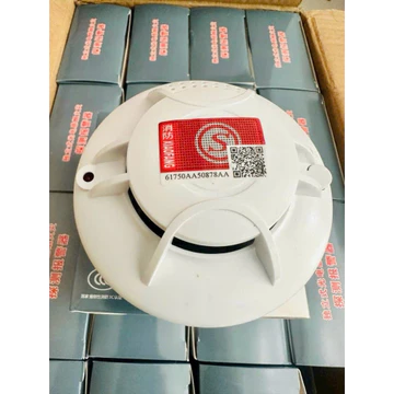 Thiết bị báo khói cảm biến,Đầu báo cháy khói quang điện độc lập có tấm chắn, gồm phin Bao Hành 12 Tháng