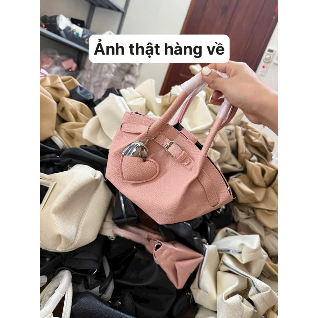 (Tặng charm trái tim)  Túi xách da mềm cầm tay đeo chéo dễ thương