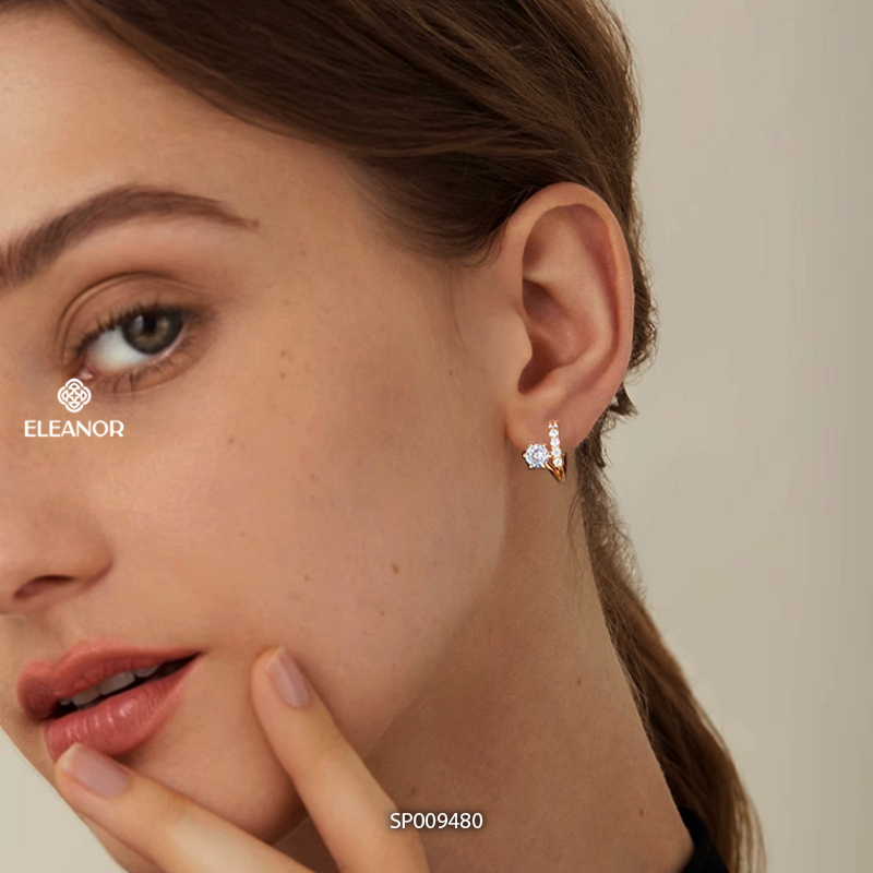 Bông tai nữ chuôi bạc 925 Eleanor Accessories viền trơn đính đá phụ kiện trang sức khuyên tai 9480