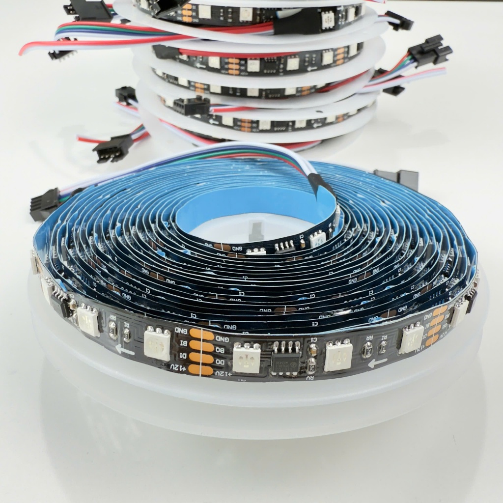 (Cuộn 5m) Led dán 12V full color IC 1903 (3 dây) và 16703 (4 dây) chip led 5050 full màu