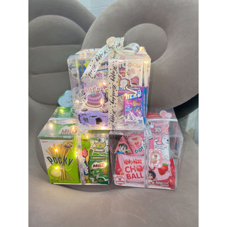 Box quà Bánh Kẹo Kèm Đèn Led - Quà Tặng Sinh Nhật, Kỉ Niệm - Hộp quà trung thu, 20/10, noen, 8/3, valentine 14/2, 1/6