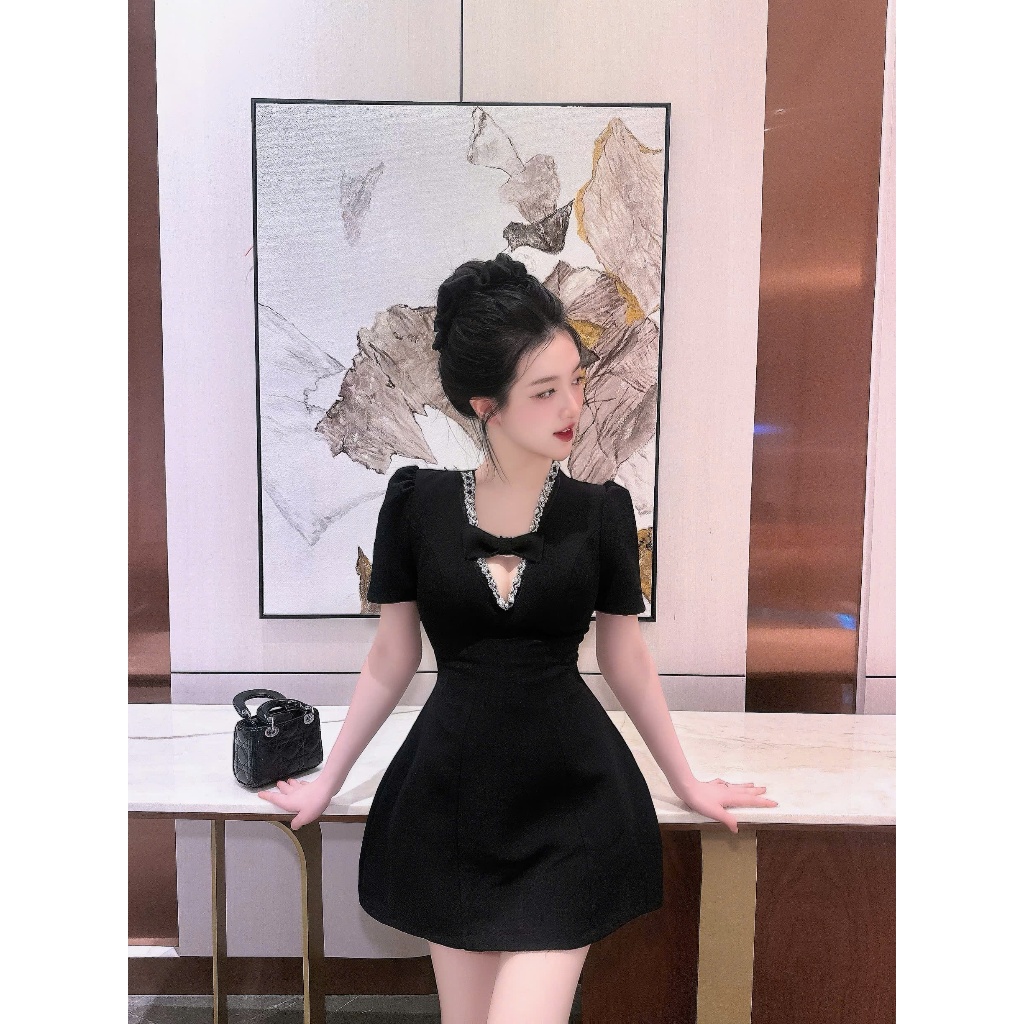 Váy Thiết Kế - Váy Tuyết Mưa Tay Cộc Cổ V Đính Đá Nơ