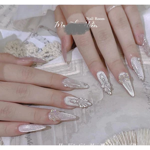 NAIL BOX MẮT MÈO KIM CƯƠNG TRẮNG MIX CHARM NƠ