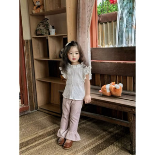 Set Đồ Bé Gái – Áo Trắng Tay Bèo + Quần Hồng Ôm Loe Dài