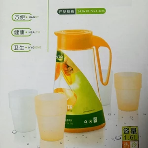 Bình Đựng Nước dung tích 1600ml inox cao cấp tặng kèm cốc