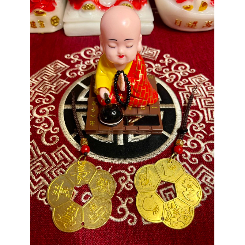 Móc Khoá Nút Thắt Đồng Xu Hoa Mai