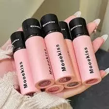 Son Tint Lì MOOEKISS Sáng Da Bền Màu Chất Bùn Lì Mỏng Nhẹ Mềm Mịn Như Nhung 3g