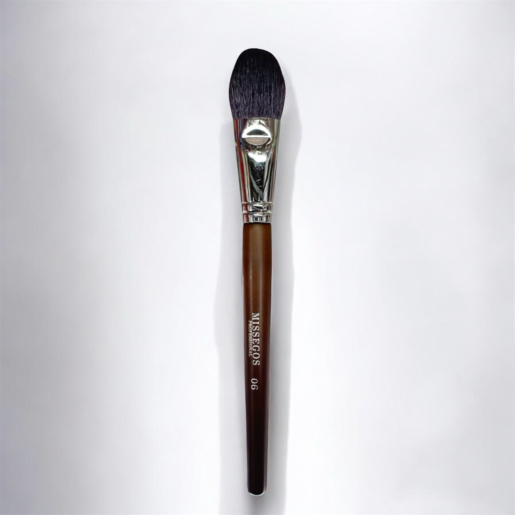 Cọ tản phấn phủ MissEgos 06 chuyên nghiệp – đầu oval mềm, lông mịn đều phấn