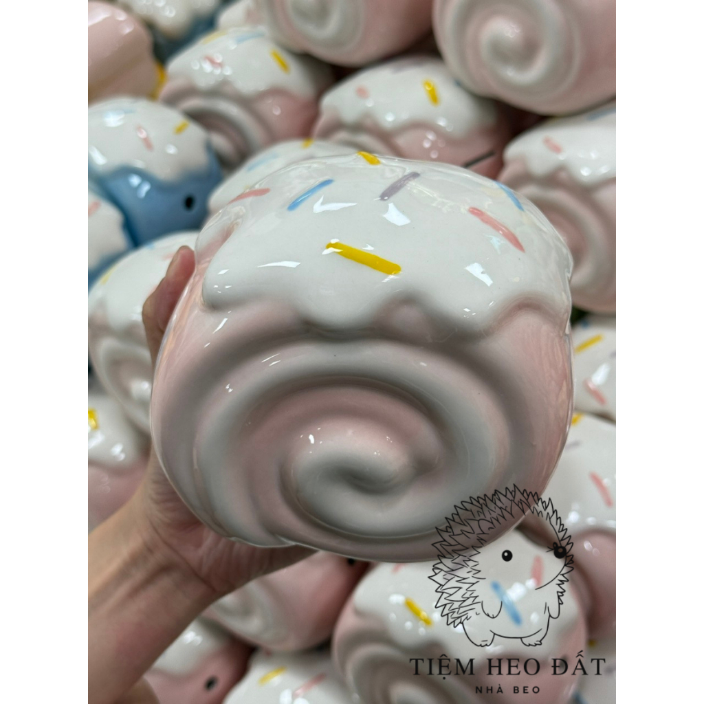 Heo Đất Bánh Cuộn Nhiều Màu Bát Tràng – Siêu Xinh, Giá Rẻ, Decor Cực Yêu