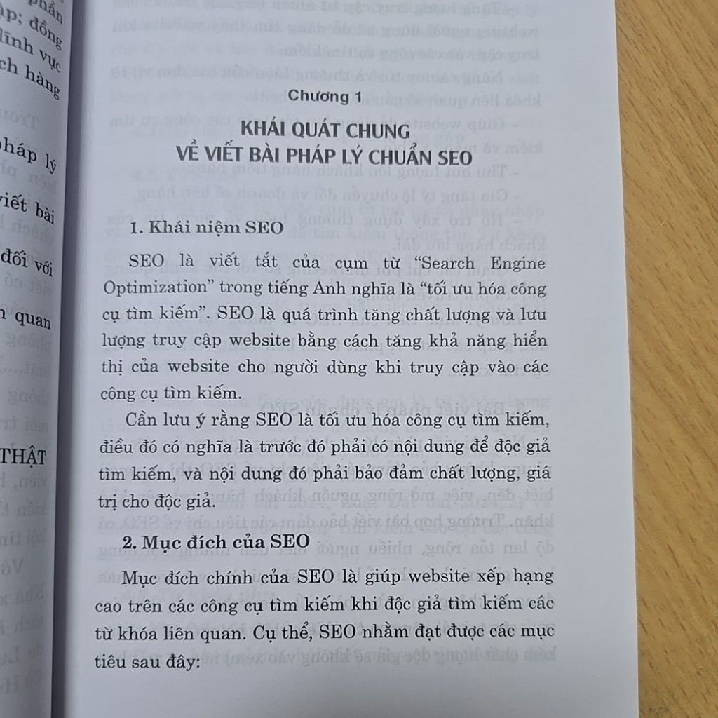 Sách - Kỹ năng cơ bản về viết bài pháp lý chuẩn SEO