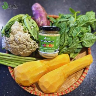 Bột nêm rau củ Kodomo hũ 90g dùng từ 6 tháng tuổi