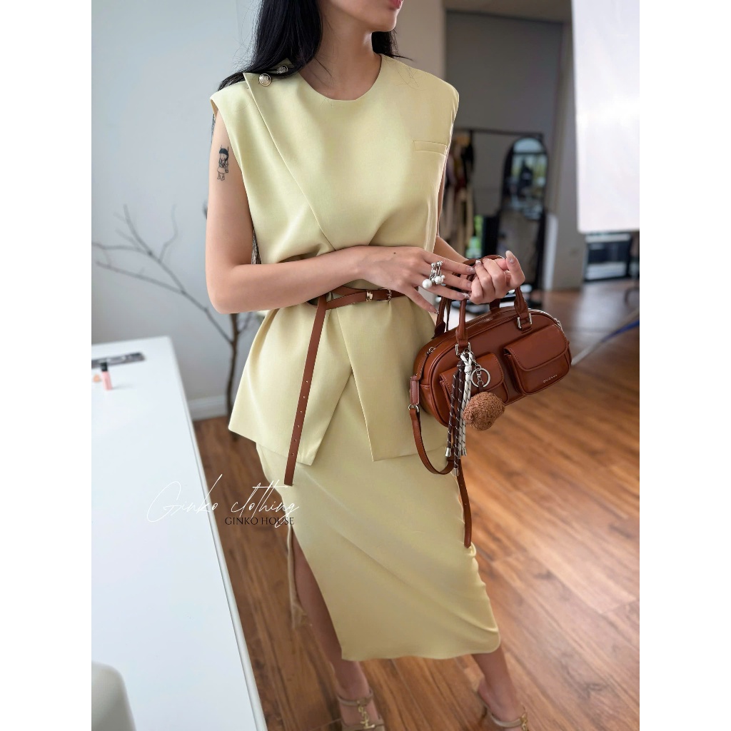 Set 2 Chi Tiết Áo Váy Thiết Kế Độc Lạ Cá Tính Đi Làm Đi Chơi Áo Vạt Chéo, Chân Váy GINKO CLOTHING