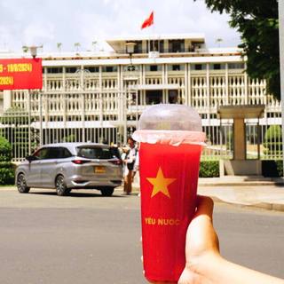 SIRO LỰU ĐỎ LERMAO TÚI TÚI1KG pha trà hoa quả thơm ngon, đậm vị