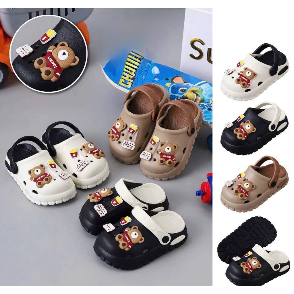 Dép sục lỗ thoáng cho bé trai, sandal cho bé trai có quai siêu nhẹ hình gấu khoai tây