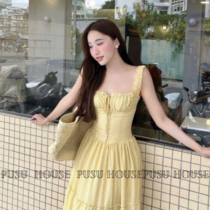 Váy nữ maxi 2S đi biển sọc vàng dáng dài, Đầm du lịch phối bèo tiểu thư nhún ngực rút dây tôn dáng-PUSU HOUSE