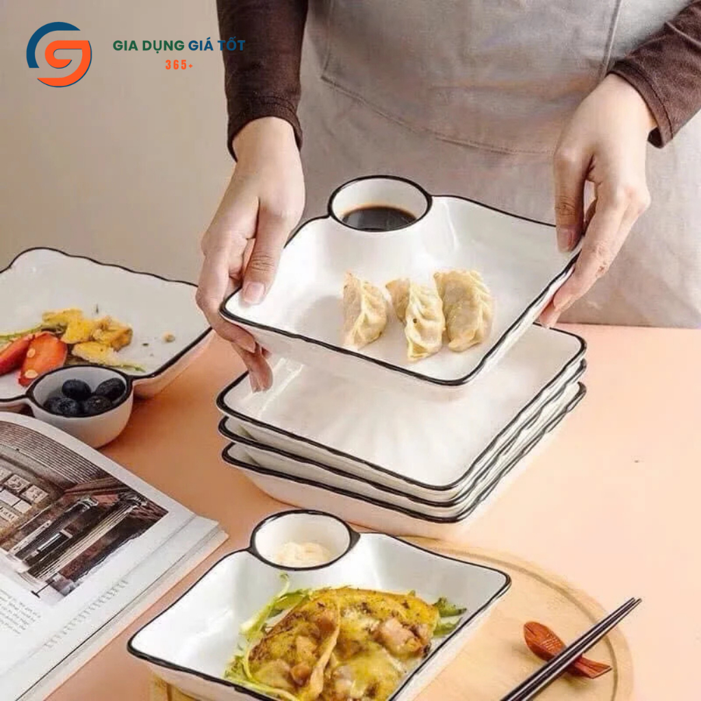 Đĩa vuông sứ trắng kèm ngăn đựng nước chấm viền đen sang trọng, khay đựng đồ ăn, sushi, hải sản