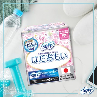 Băng vệ sinh SOFY SKIN COMFOR Cánh 23cm-gói 8 miếng - COMBO 3 GÓI