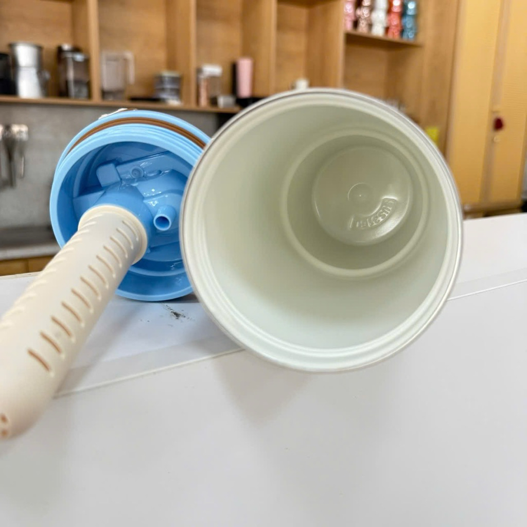 Bình Giữ Nhiệt WARM OR COLD Big Car |  dung tích 880ml Inox 316 Tráng Sứ – Đáy Silicone & Charm Hoa