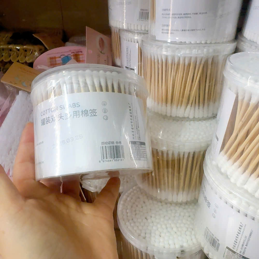 Hộp 500 que tăm bông ngoáy tai thân gỗ 2 đầu tròn xoắn thân thiện với môi trường, tăm bông cho trẻ và người lớn