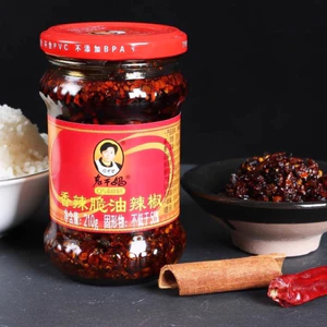 Lọ tương ớt dầu hạt Lao gan ma, lọ gia vị huyền thoại "bà ngoại cay" nổi tiếng nội địa Trung trọng lượng 210gram