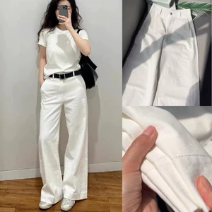 quần jean trắng form dáng đứng chất denim