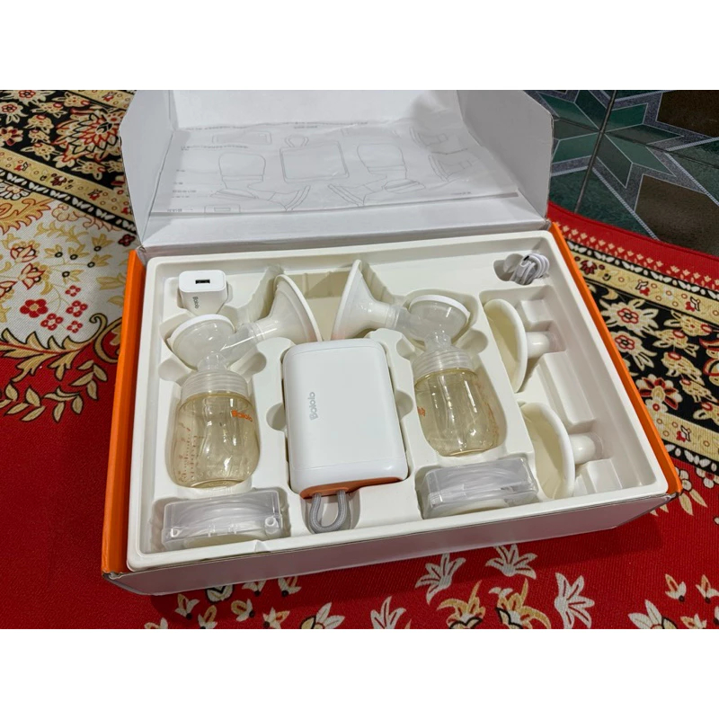 Máy hút sữa Bololo V10 V30 V50 new Bh 2 năm