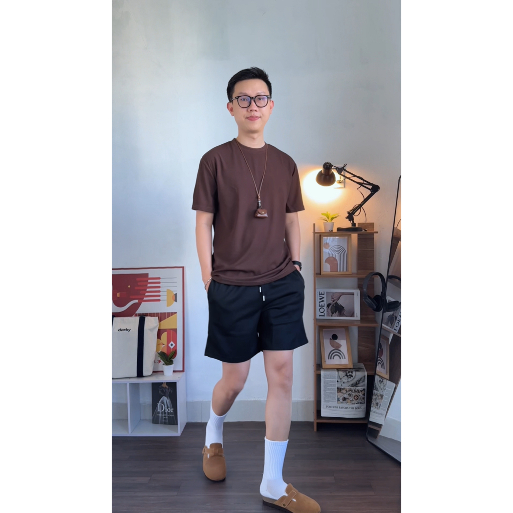 Quần Short Vải Cotton RT CLASSY Nam Nữ Form Trên Gối Ống Rộng