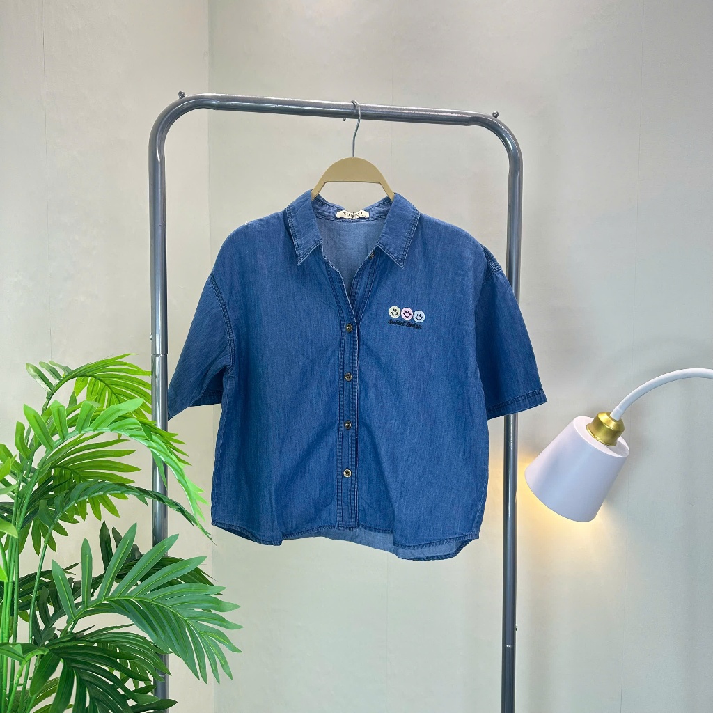 Áo Sơ Mi Jean Dáng Lửng Cộc Tay, Sơ Mi Jean Denim Mềm Mại 2 Màu Freesize Form Vừa | TIQI CLOTHING