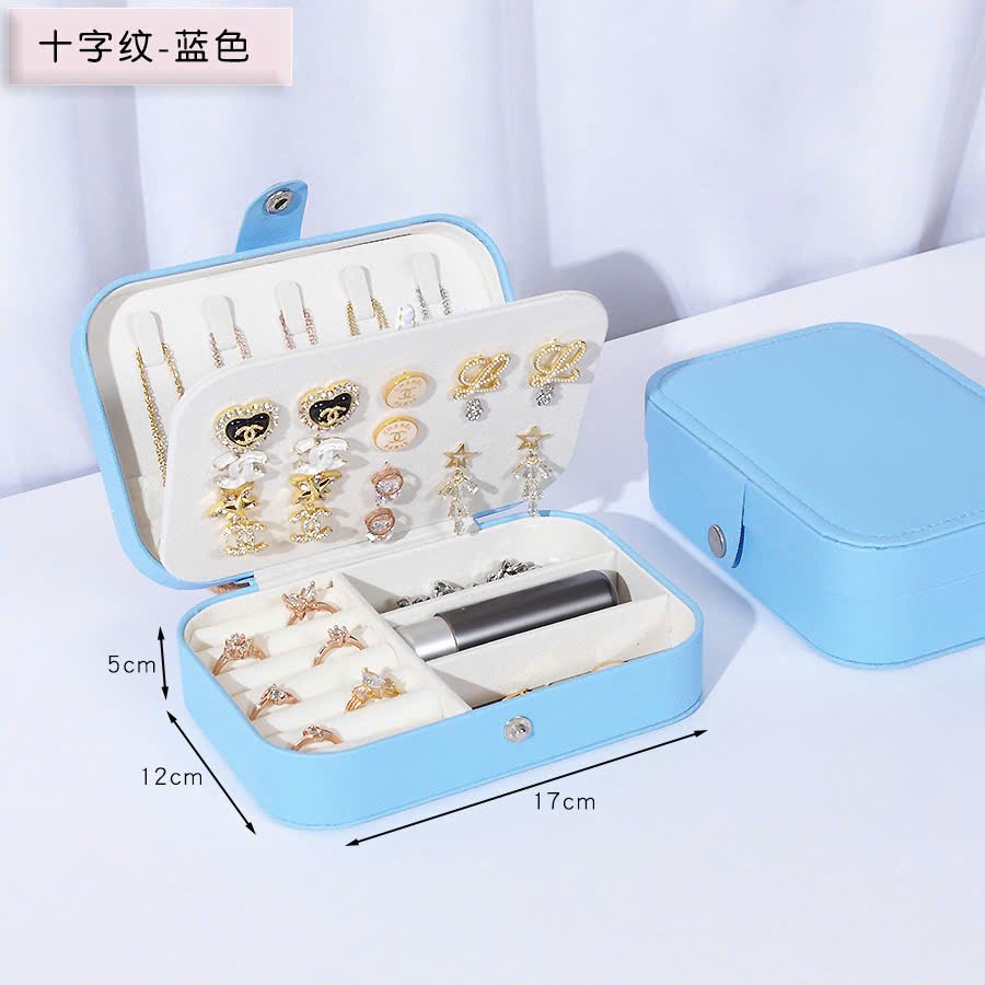 Hộp trang sức mini kích thước nhỏ gọn tiện lợi mang theo khi đi du lịch