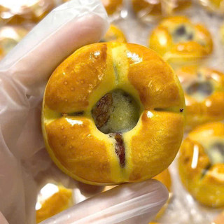 1KG Bánh Táo Đỏ Óc Chó Vỏ Mềm Thơm Ngon - Bánh Ăn Vặt Dinh Dưỡng Ít Ngọt