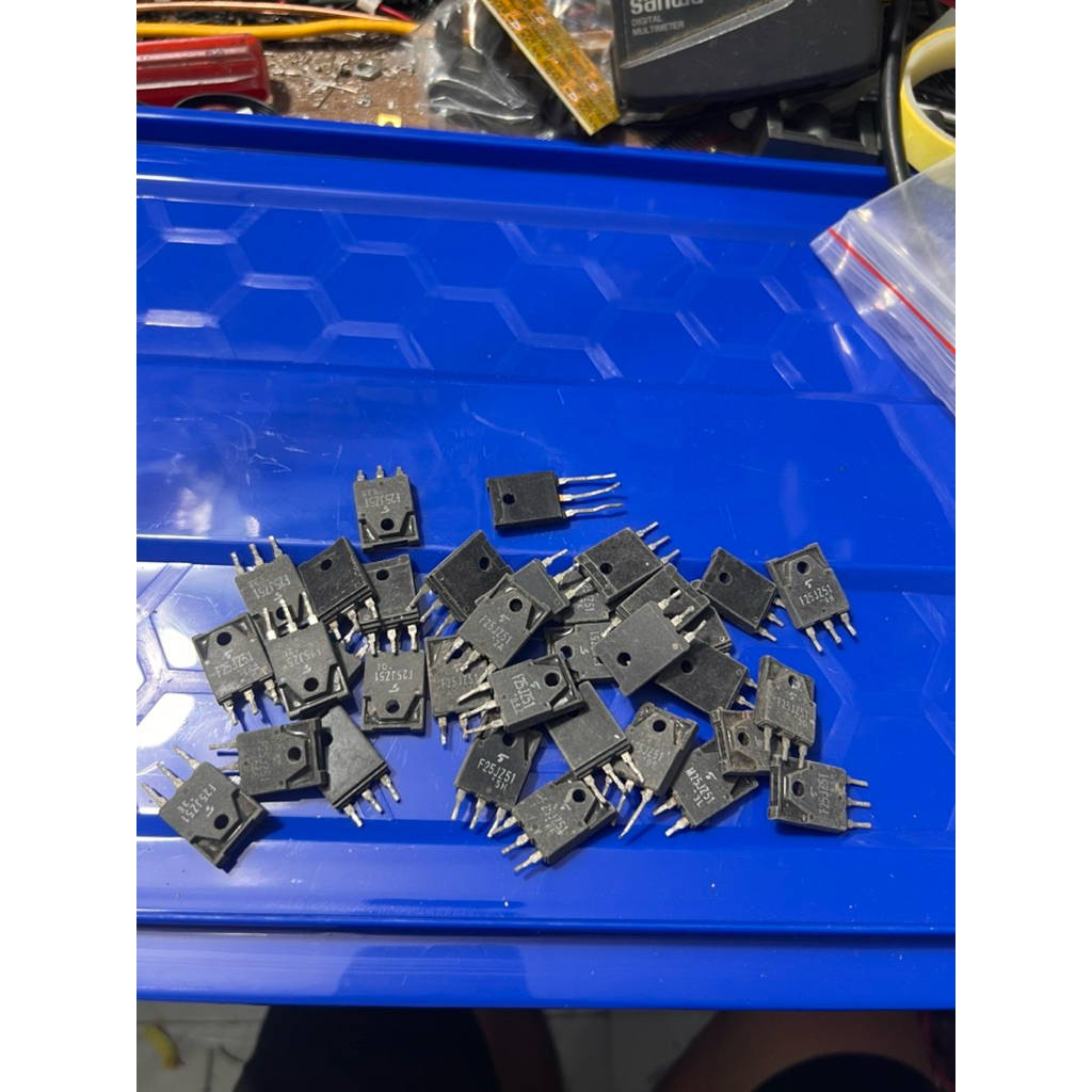 [ TPHCM ] SCR THYSITOR 25A 600V “ F25JZ51 Toshiba Hàng Tháo Máy”