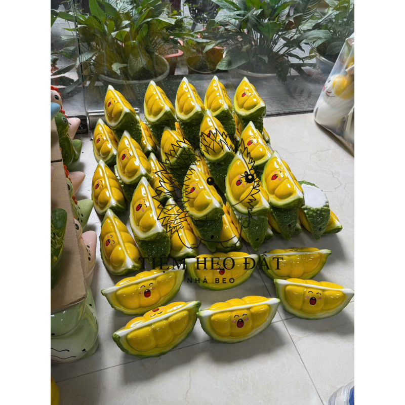 Heo Đất Hình Trái Sầu Dễ Thương – Gốm Sứ Bát Tràng – Hộp Tiết Kiệm Mini