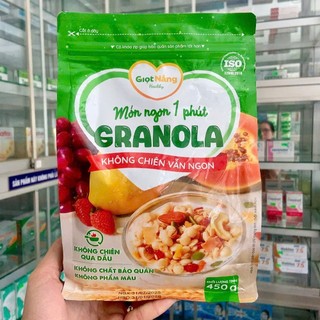 Granola Giọt Nắng Mới, ngũ cốc ăn sáng healthy ngon giòn lành mạnh, giàu chất xơ và năng lượng từ hạt và trái cây