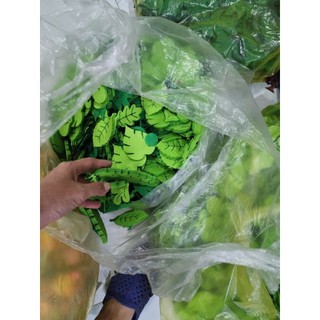 Hoa lá cắt sẵn nhiều loại, nhiều màu, nhiều kích thước