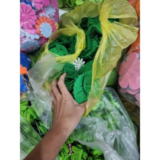 Hoa lá cắt sẵn nhiều loại, nhiều màu, nhiều kích thước