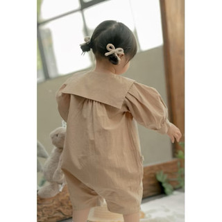 Jumpsuit Tay Dài Cổ Bẻ Vintage Cho Bé Gái màu nâu