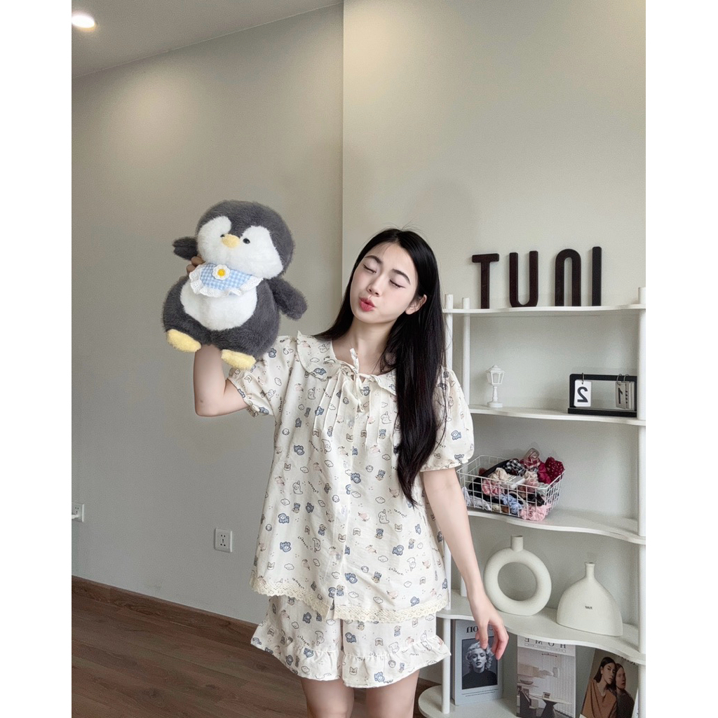 Bộ Ngủ Nữ Tiểu Thư Cổ Sen Vải Đũi Vân In Hoạ Tiết Mùa Hè Women Quần Ngủ Áo Ngủ Tuni.studio CSR01