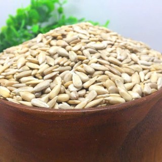 Hạt Hướng Dương Tách Vỏ Sấy Chín Ăn Liền – Giàu Dinh Dưỡng, Béo Bùi, Ăn Vặt Lành Mạnh – Đóng Gói Tiện Lợi8