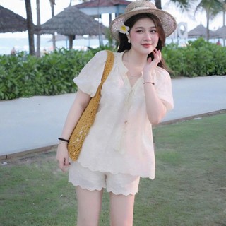 Set bộ thời trang nữ style mát mẻ chất Xô thêu áo tay ngắn cổ tròn có nút gài mix quần ngắn thiết kế viền răn cưa