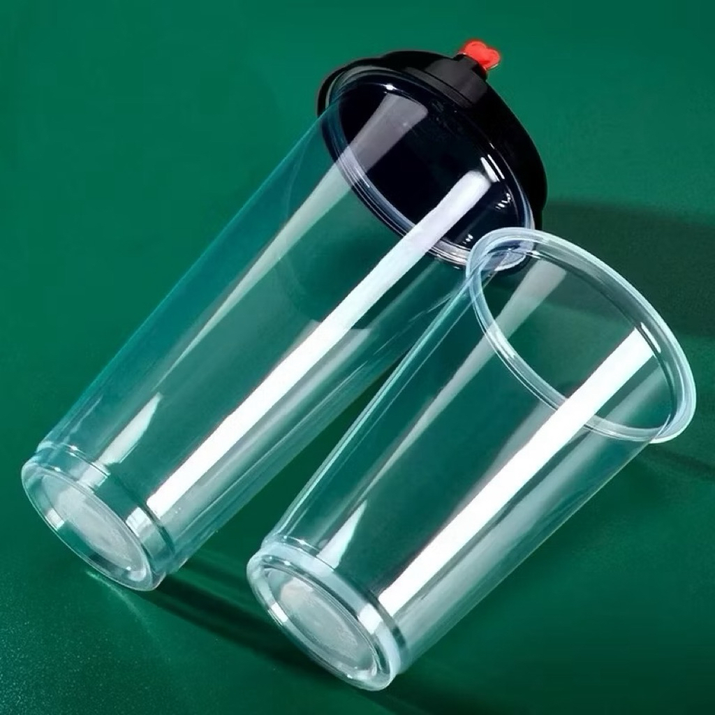 50 Cốc nhựa Tim 700ml kèm nắp đen dày dặn