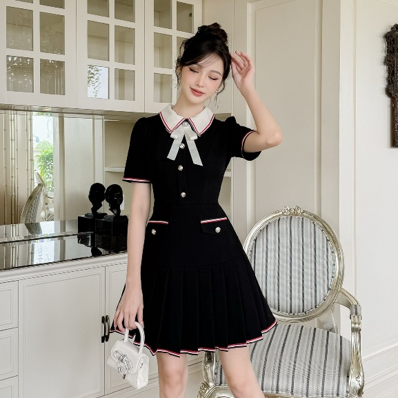 Đầm Nữ Liền Xếp Ly KALOE Cổ Bẻ Kèm Nơ Trắng Trẻ Trung Năng Động SET06 | BigBuy360 - bigbuy360.vn
