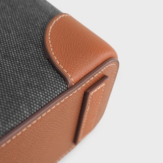 Túi Vanity Canvas. Túi đeo vai hàng thiết kế da bò thật và canvas size S/M . Túi cầm tay da bò thật và canvas.